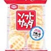 【プライムデー】亀田製菓 ソフトサラダ 20枚×12袋が激安特価！